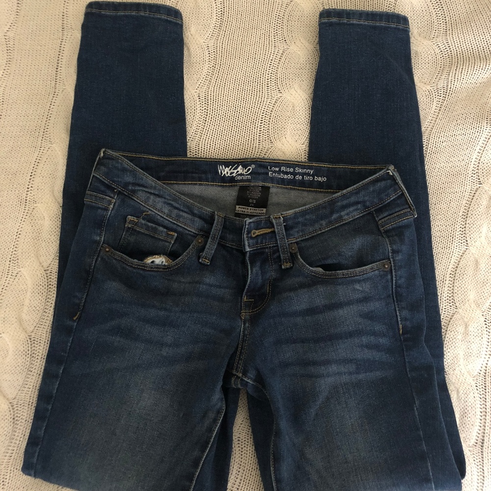MOSSIMO JEANS SIZE 0P SKINNY